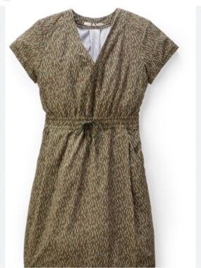 REI V-Neck Drawstring Waist Brown Patterned Dress